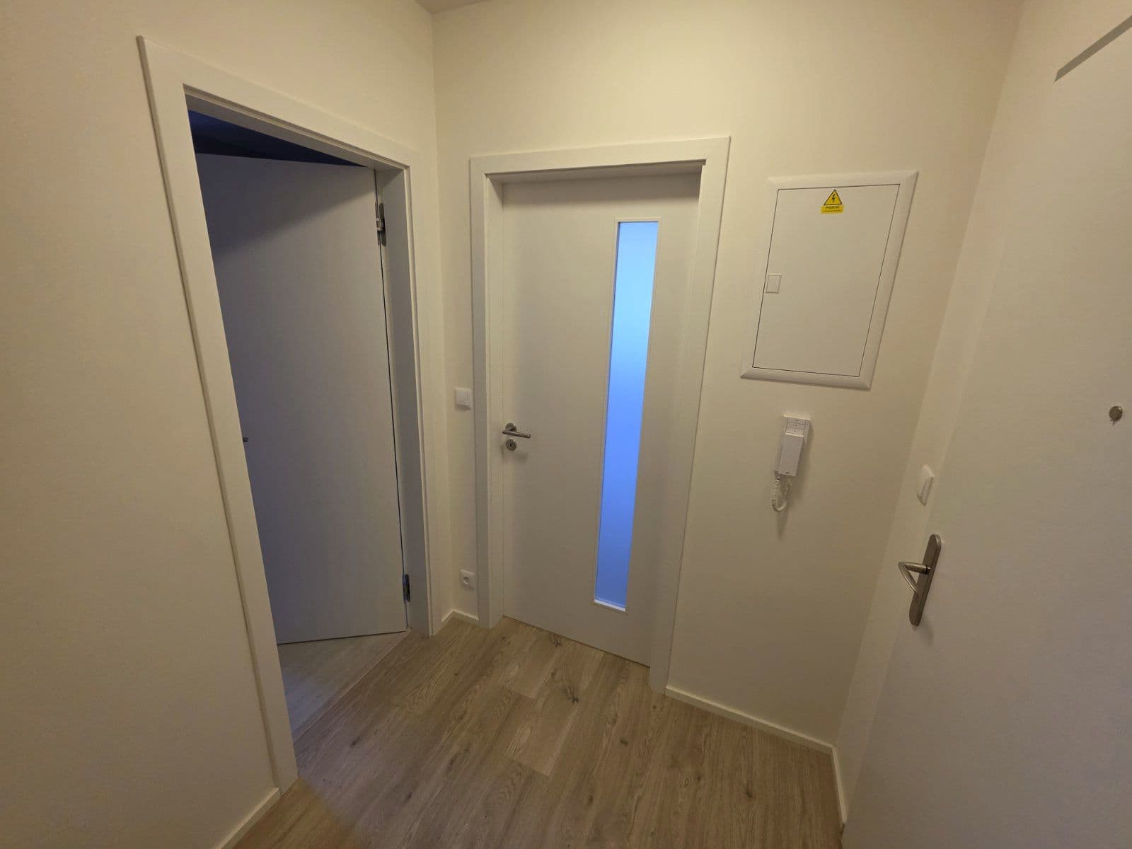 Prenájom bytu 1-izbový 32 m², Poděbradská, Praha, Praha Prenájom bytu 1-izbový 32 m², Poděbradská, Praha, Praha