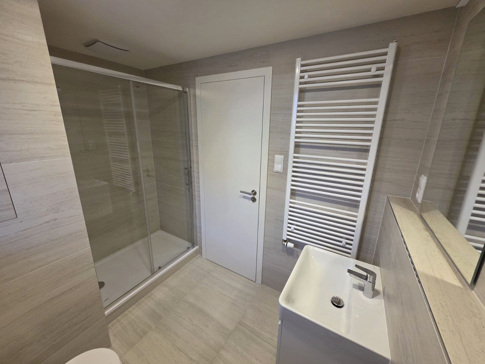 Prenájom bytu 1-izbový 32 m², Poděbradská, Praha, Praha Prenájom bytu 1-izbový 32 m², Poděbradská, Praha, Praha