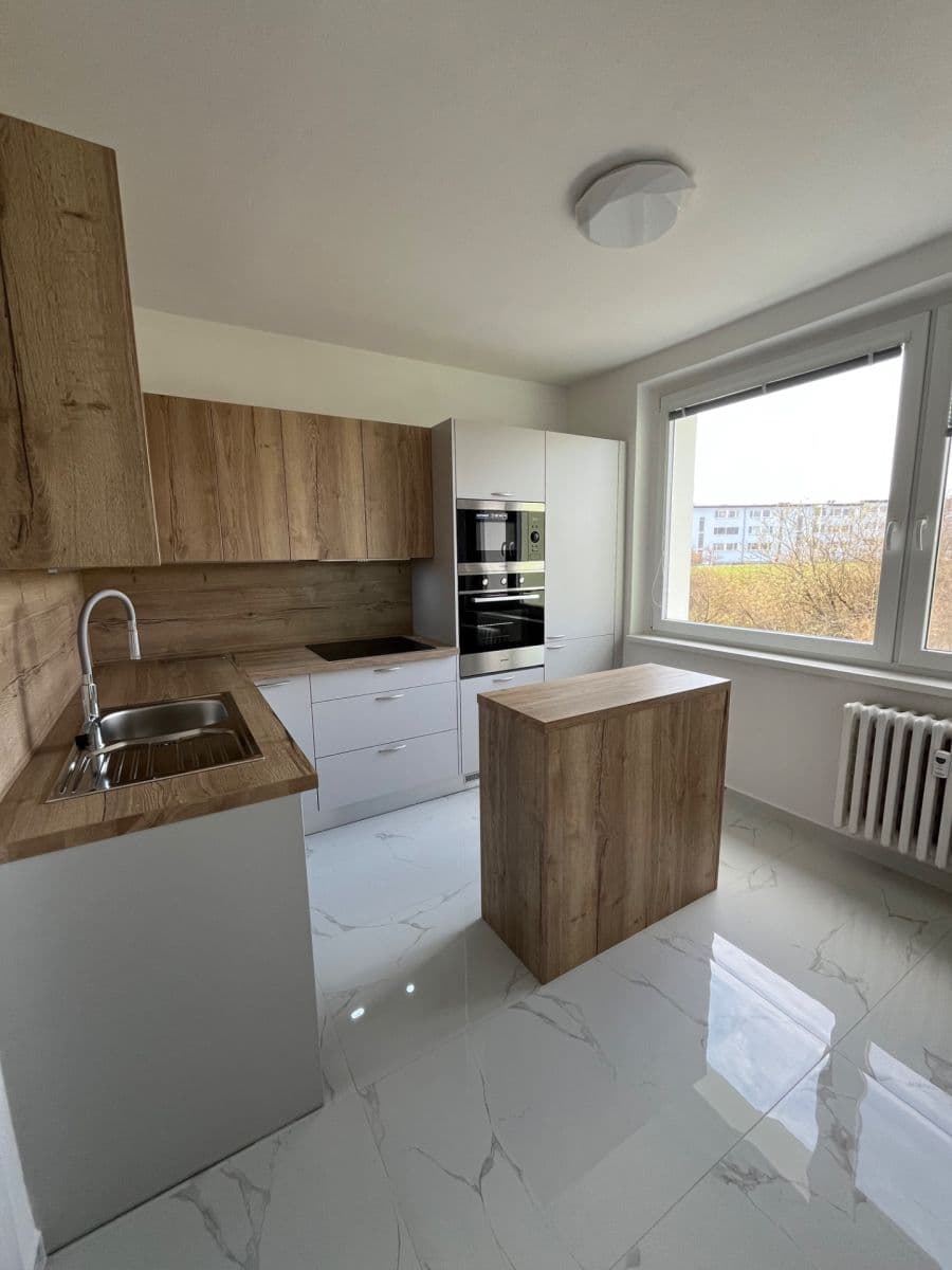Predaj bytu 1-izbový 42 m², Teyschlova, Brno, Jihomoravský kraj Predaj bytu 1-izbový 42 m², Teyschlova, Brno, Jihomoravský kraj
