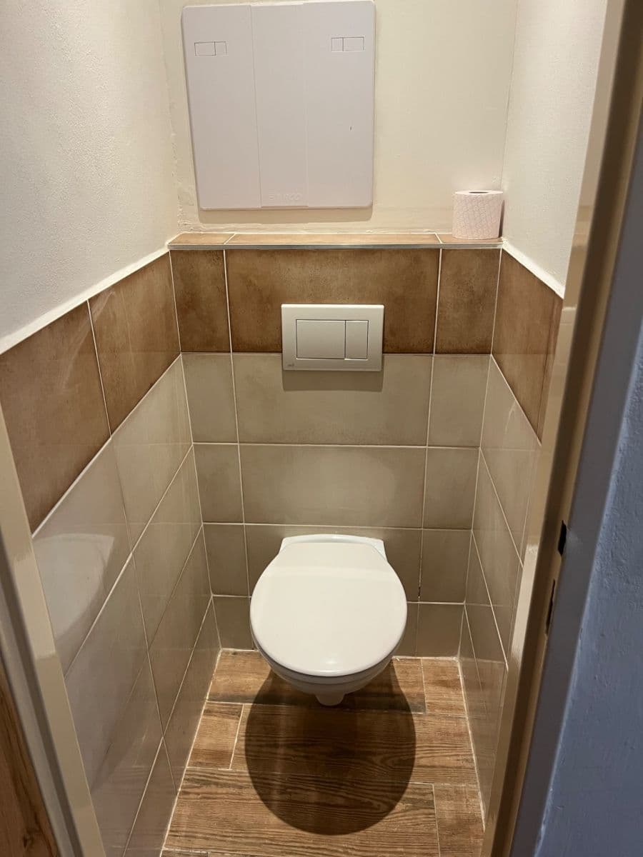 Prenájom bytu 3-izbový 65 m², Foerstrova, Olomouc, Olomoucký kraj Prenájom bytu 3-izbový 65 m², Foerstrova, Olomouc, Olomoucký kraj