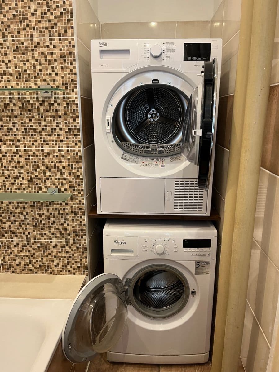 Prenájom bytu 3-izbový 65 m², Foerstrova, Olomouc, Olomoucký kraj Prenájom bytu 3-izbový 65 m², Foerstrova, Olomouc, Olomoucký kraj