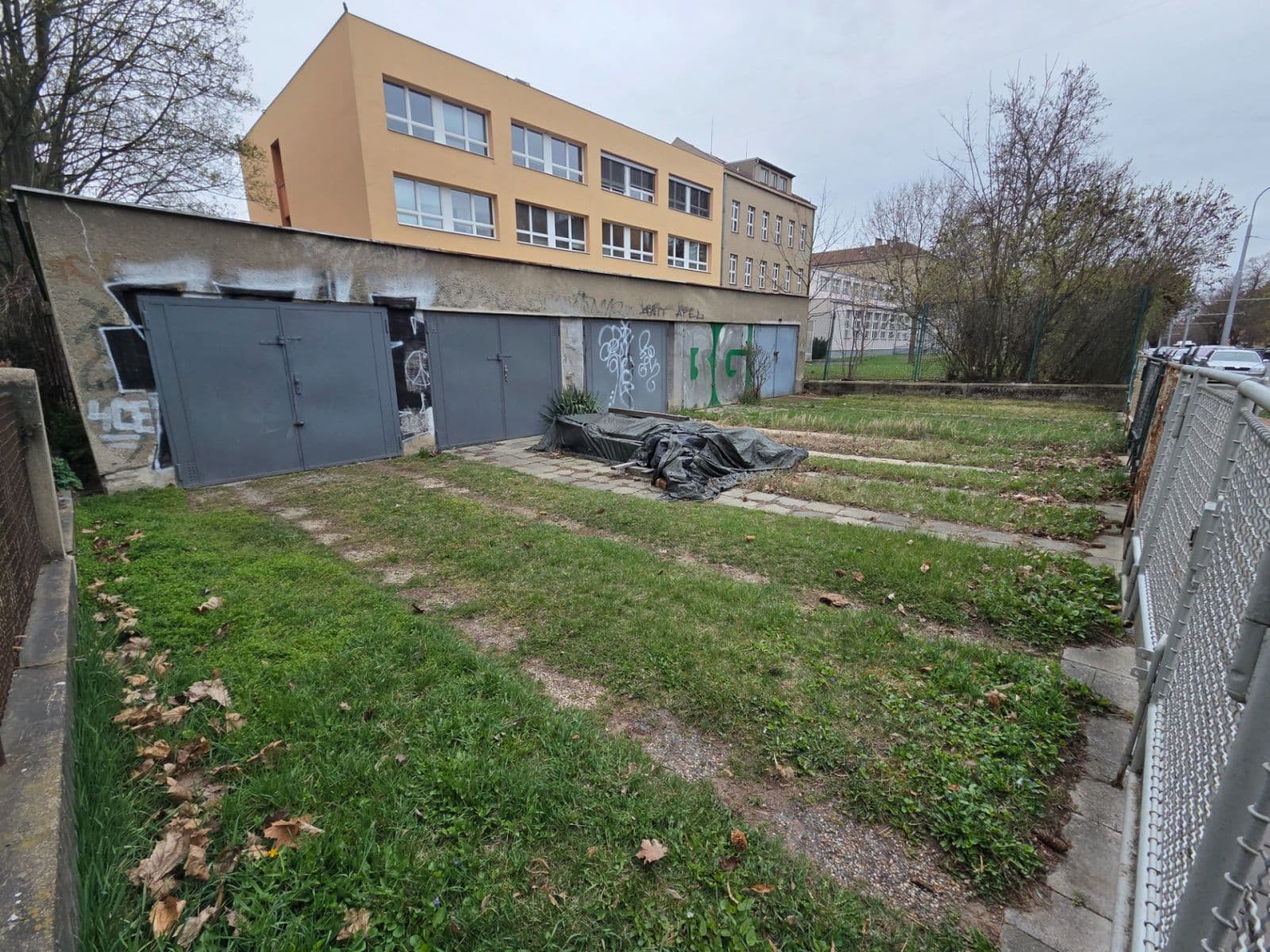 Prenájom garáže 16 m², Jungmannova, Brno, Jihomoravský kraj Prenájom garáže 16 m², Jungmannova, Brno, Jihomoravský kraj