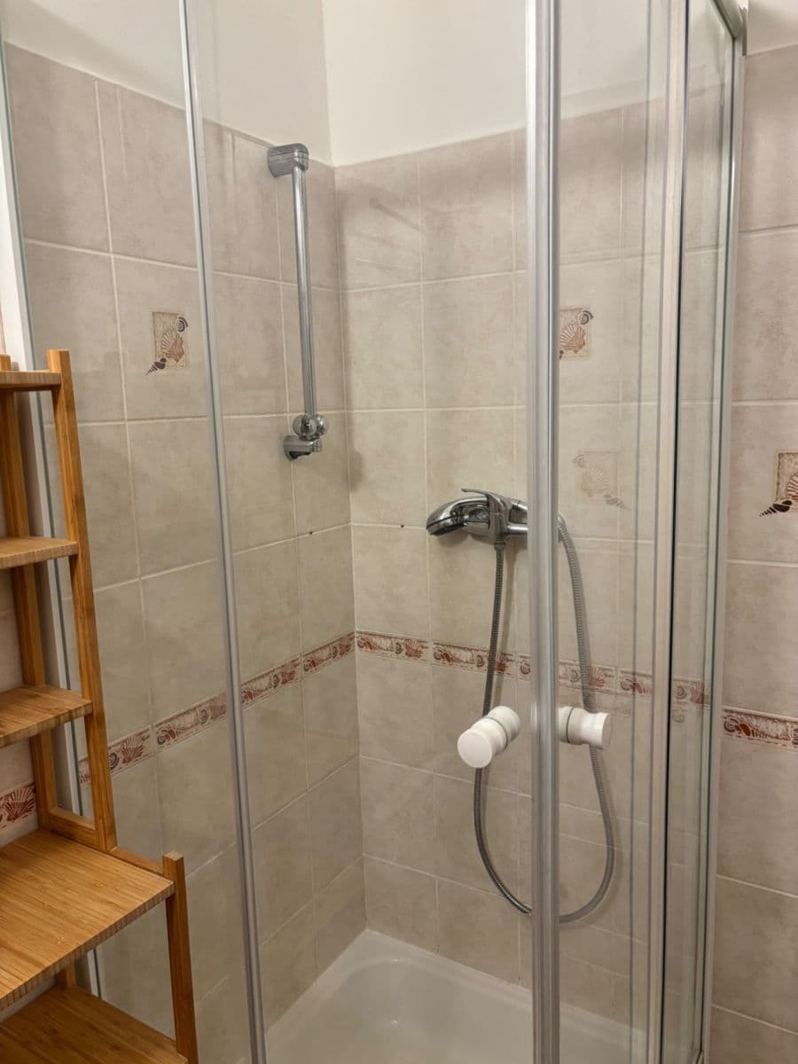 Prenájom bytu 2-izbový 40 m², Masarykova, Rudná, Středočeský kraj Prenájom bytu 2-izbový 40 m², Masarykova, Rudná, Středočeský kraj