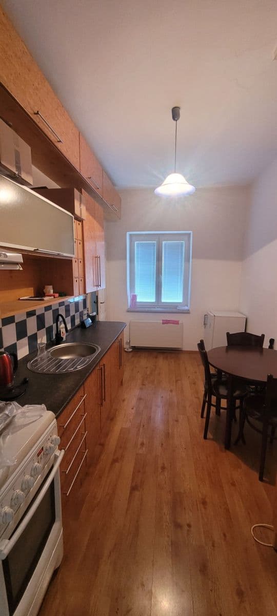 Prenájom bytu 2-izbový 65 m², Sirotčí, Ostrava, Moravskoslezský kraj Prenájom bytu 2-izbový 65 m², Sirotčí, Ostrava, Moravskoslezský kraj