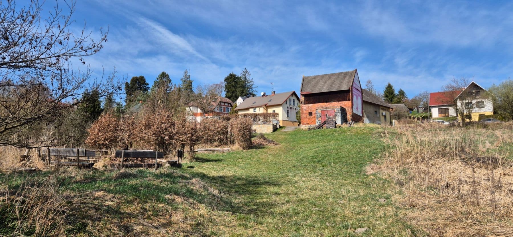 Predaj domu 386 m², pozemek 2.210 m², Hrubá Skála, Liberecký kraj Predaj domu 386 m², pozemek 2.210 m², Hrubá Skála, Liberecký kraj