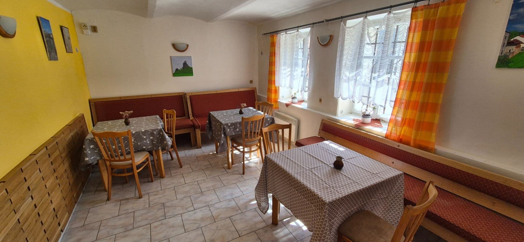 Predaj domu 386 m², pozemek 2.210 m², Hrubá Skála, Liberecký kraj Predaj domu 386 m², pozemek 2.210 m², Hrubá Skála, Liberecký kraj