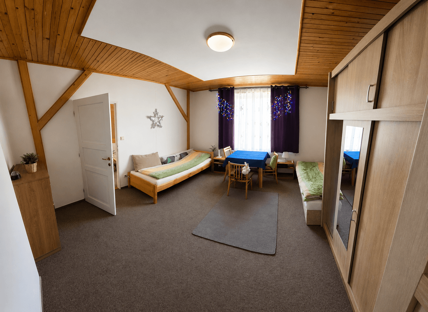 Predaj domu 386 m², pozemek 2.210 m², Hrubá Skála, Liberecký kraj Predaj domu 386 m², pozemek 2.210 m², Hrubá Skála, Liberecký kraj