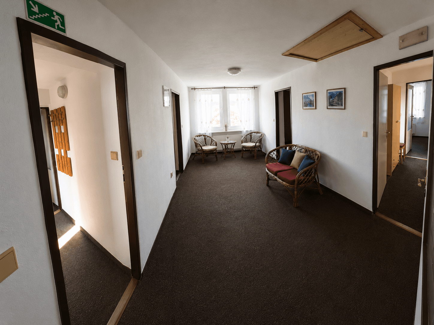 Predaj domu 386 m², pozemek 2.210 m², Hrubá Skála, Liberecký kraj Predaj domu 386 m², pozemek 2.210 m², Hrubá Skála, Liberecký kraj