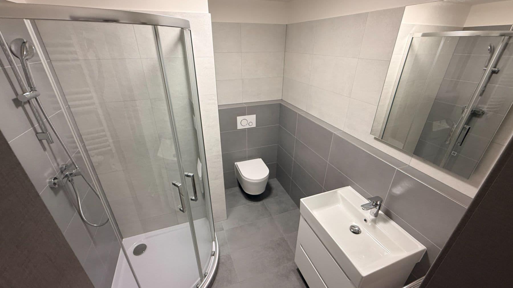 Prenájom bytu 1-izbový 32 m², Strančická, Praha, Praha Prenájom bytu 1-izbový 32 m², Strančická, Praha, Praha