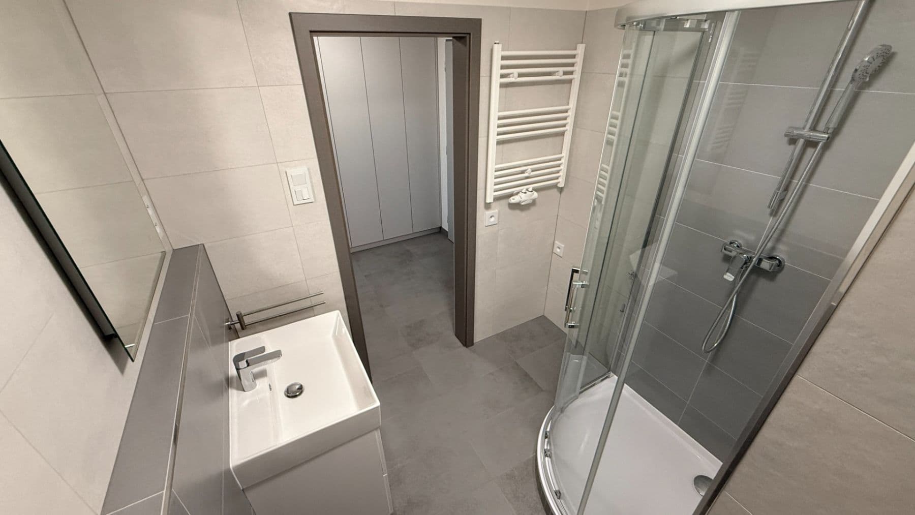 Prenájom bytu 1-izbový 32 m², Strančická, Praha, Praha Prenájom bytu 1-izbový 32 m², Strančická, Praha, Praha