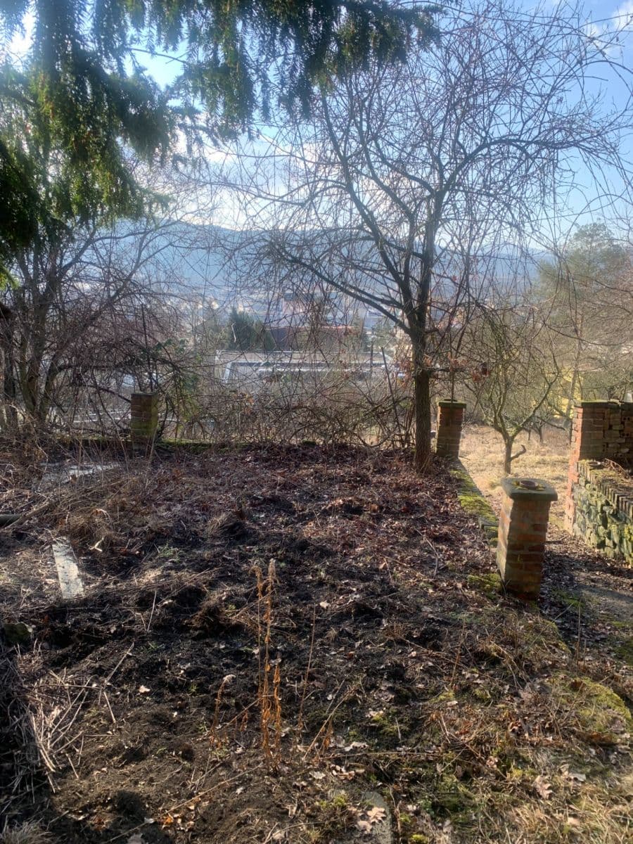 Predaj pozemku 915 m², Černá cesta, Ústí nad Labem, Ústecký kraj Predaj pozemku 915 m², Černá cesta, Ústí nad Labem, Ústecký kraj