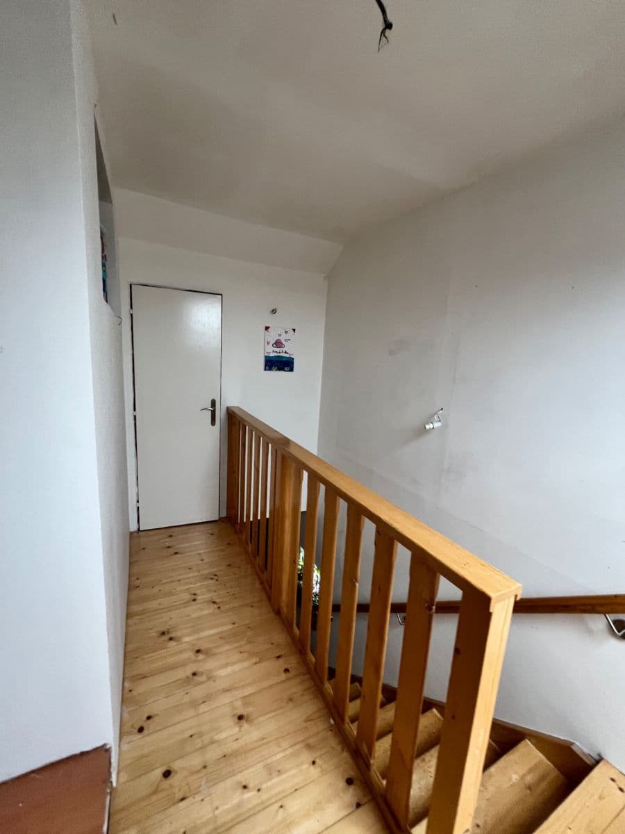 Predaj domu 240 m², pozemek 600 m², Hlavní, Ondřejov, Středočeský kraj Predaj domu 240 m², pozemek 600 m², Hlavní, Ondřejov, Středočeský kraj