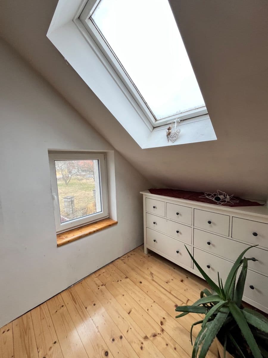 Predaj domu 240 m², pozemek 600 m², Hlavní, Ondřejov, Středočeský kraj Predaj domu 240 m², pozemek 600 m², Hlavní, Ondřejov, Středočeský kraj