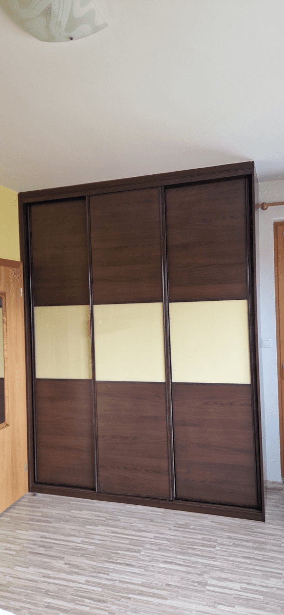 Prenájom bytu 3-izbový 94 m², V Třešňovce, Praha, Praha Prenájom bytu 3-izbový 94 m², V Třešňovce, Praha, Praha