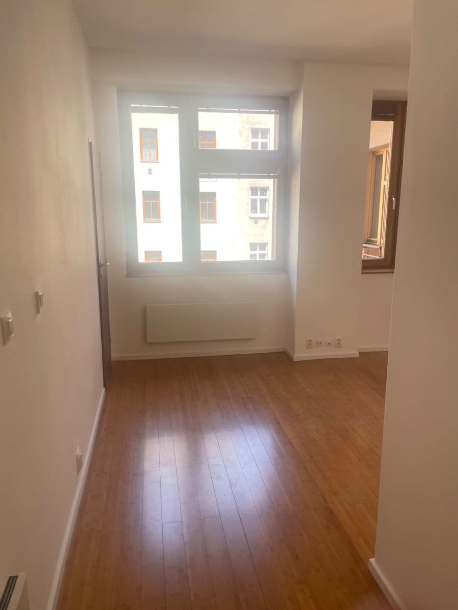 Prenájom bytu 2-izbový 52 m², Žerotínova, Praha, Praha Prenájom bytu 2-izbový 52 m², Žerotínova, Praha, Praha