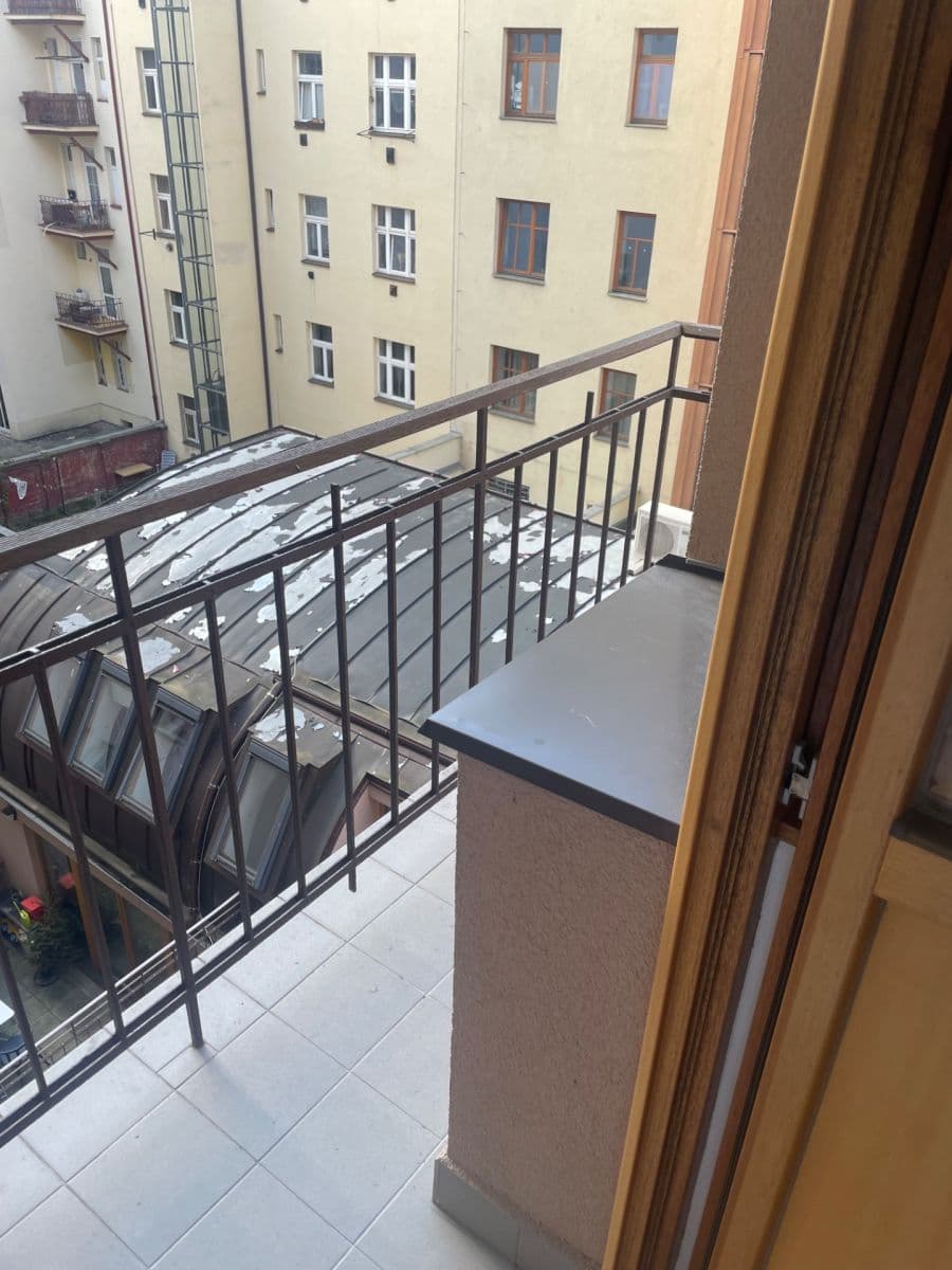 Prenájom bytu 2-izbový 52 m², Žerotínova, Praha, Praha Prenájom bytu 2-izbový 52 m², Žerotínova, Praha, Praha