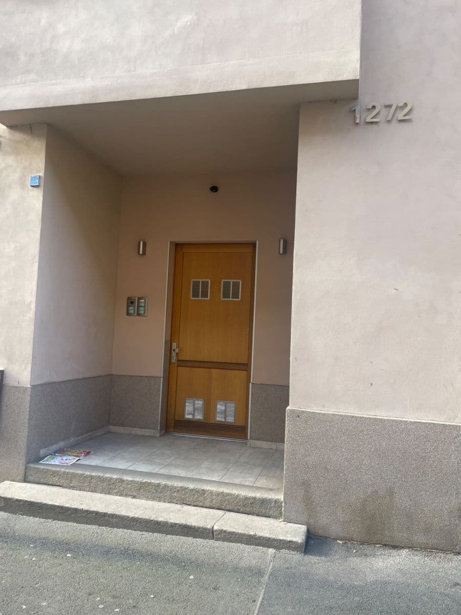 Prenájom bytu 2-izbový 52 m², Žerotínova, Praha, Praha Prenájom bytu 2-izbový 52 m², Žerotínova, Praha, Praha