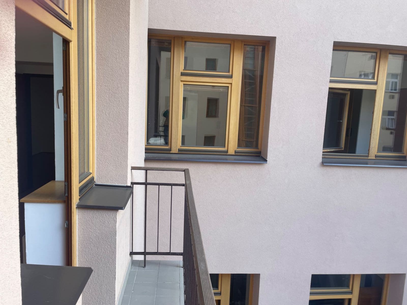 Prenájom bytu 2-izbový 52 m², Žerotínova, Praha, Praha Prenájom bytu 2-izbový 52 m², Žerotínova, Praha, Praha