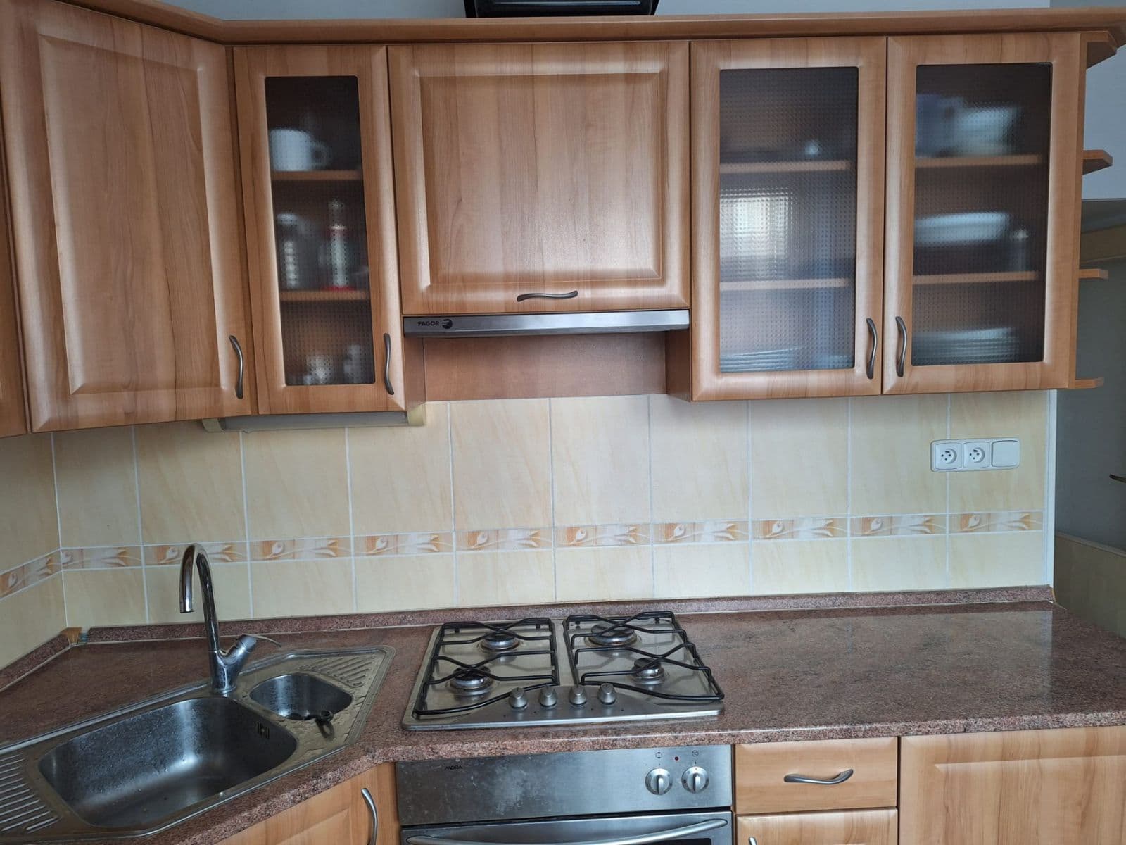 Prenájom bytu 2-izbový 54 m², Kafkova, Praha, Praha Prenájom bytu 2-izbový 54 m², Kafkova, Praha, Praha
