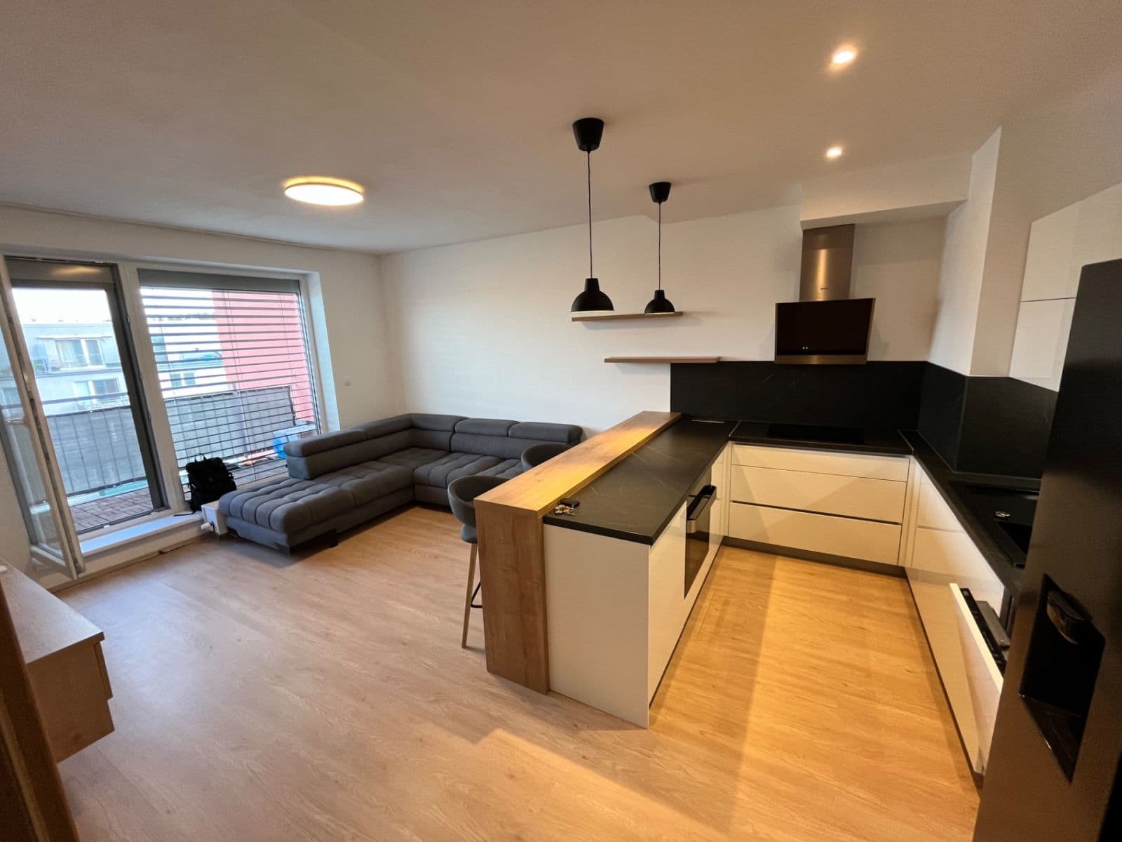 Predaj bytu 2-izbový 49 m², Pšeničná, Hostivice, Středočeský kraj Predaj bytu 2-izbový 49 m², Pšeničná, Hostivice, Středočeský kraj