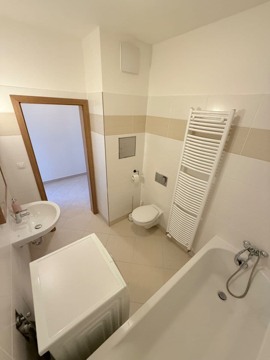 Predaj bytu 2-izbový 55 m², Mantovská, Praha, Praha Predaj bytu 2-izbový 55 m², Mantovská, Praha, Praha