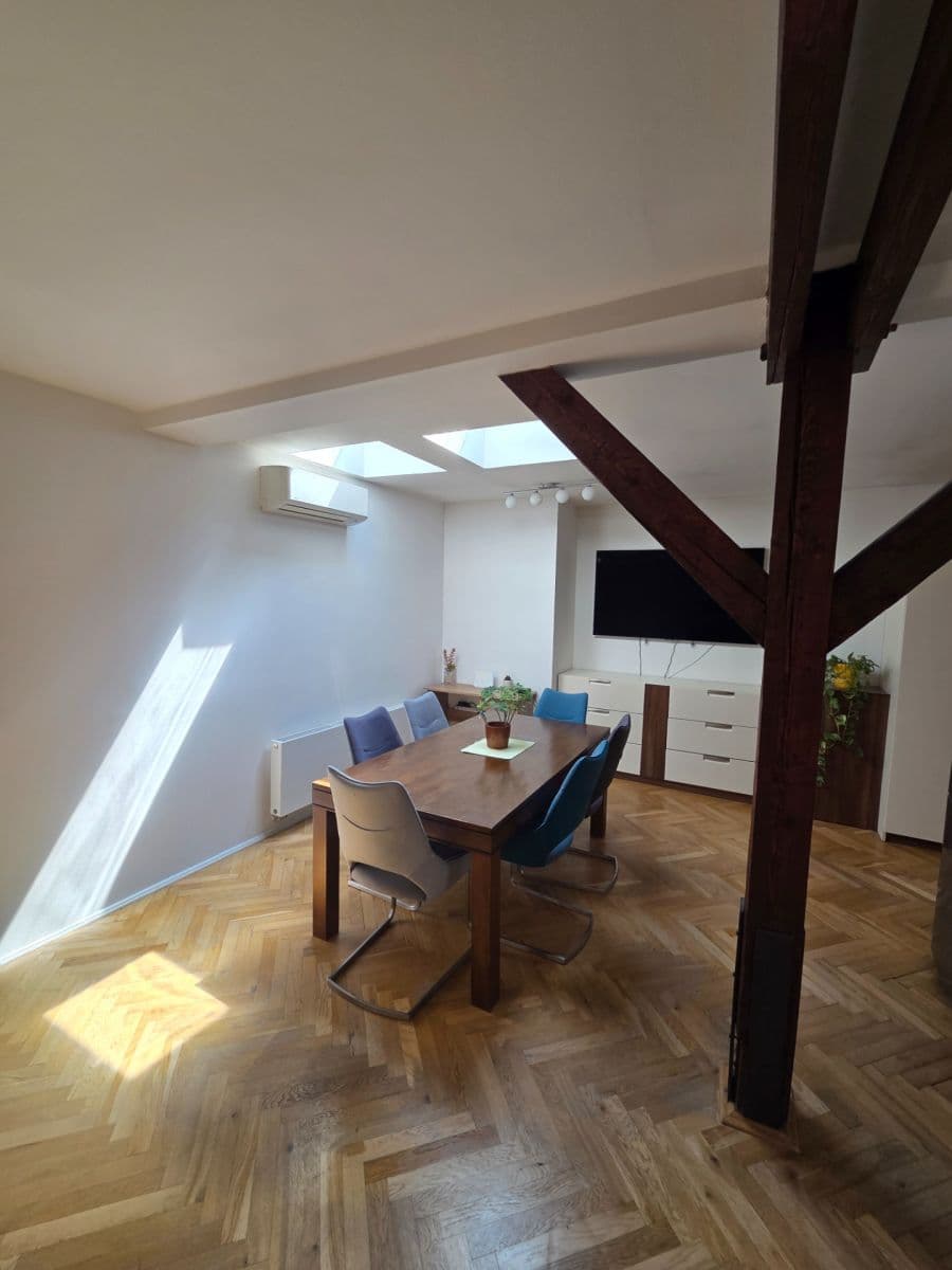 Predaj bytu 3-izbový 75 m², Sázavská, Praha, Praha Predaj bytu 3-izbový 75 m², Sázavská, Praha, Praha