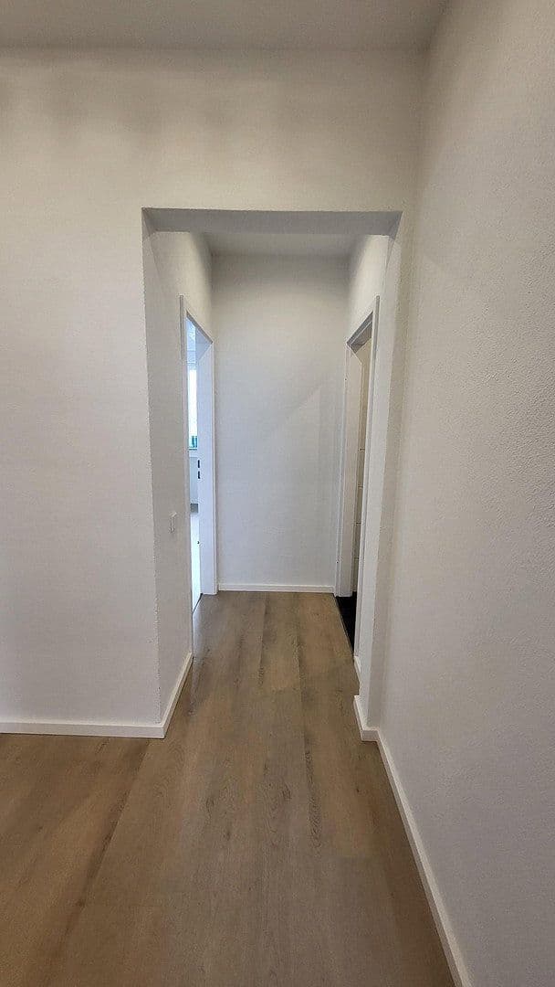 Prenájom bytu 2-izbový 54 m², Stübbenerstr. 46, Solingen, Severné Porýnie - Westfálsko Prenájom bytu 2-izbový 54 m², Stübbenerstr. 46, Solingen, Severné Porýnie - Westfálsko