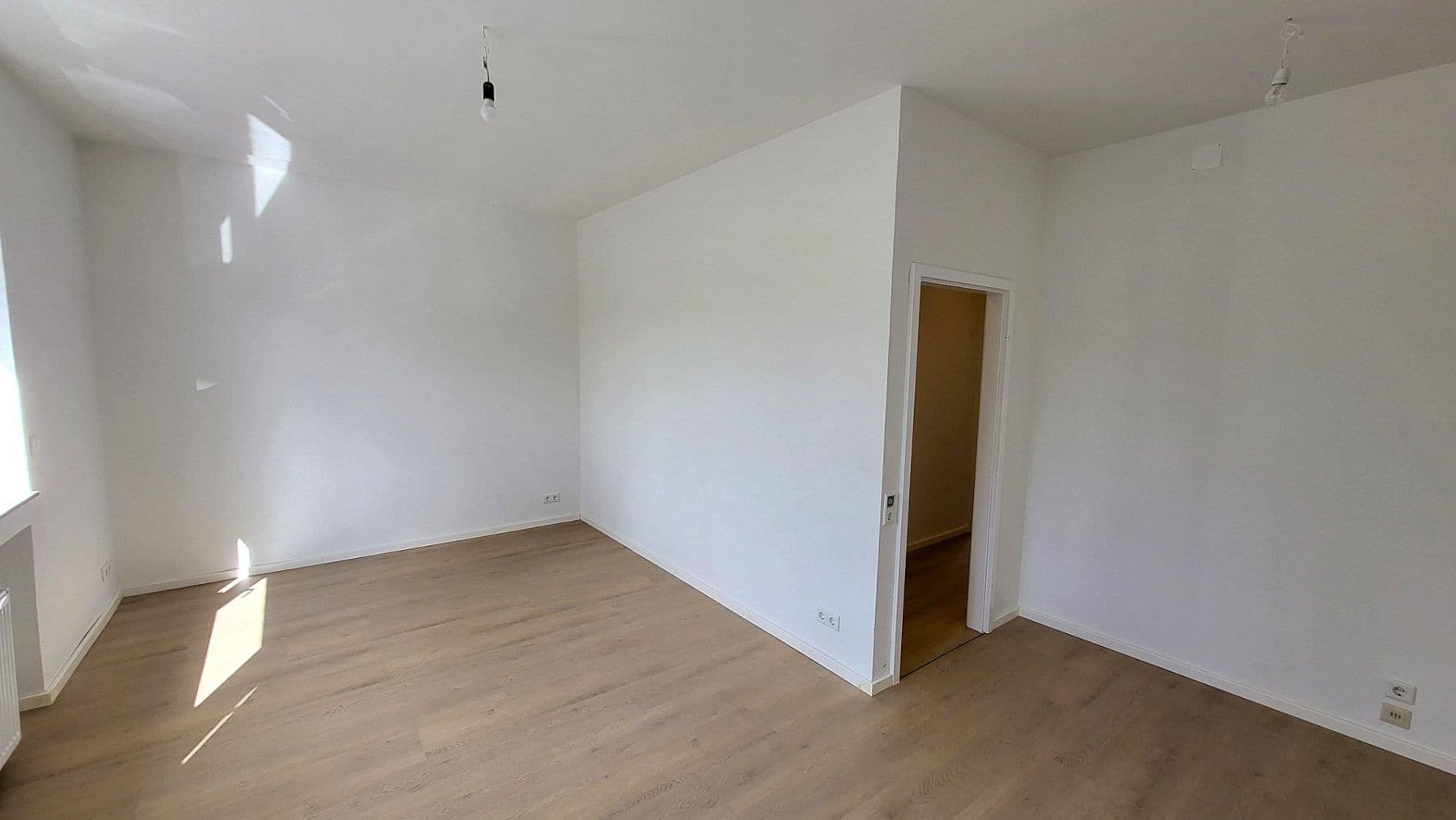 Prenájom bytu 2-izbový 54 m², Stübbenerstr. 46, Solingen, Severné Porýnie - Westfálsko Prenájom bytu 2-izbový 54 m², Stübbenerstr. 46, Solingen, Severné Porýnie - Westfálsko