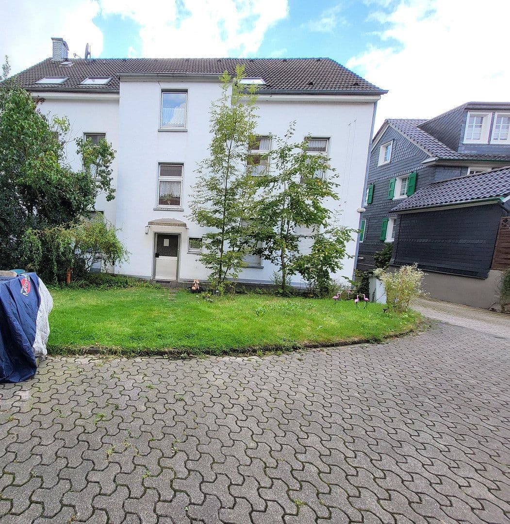Prenájom bytu 2-izbový 54 m², Stübbenerstr. 46, Solingen, Severné Porýnie - Westfálsko Prenájom bytu 2-izbový 54 m², Stübbenerstr. 46, Solingen, Severné Porýnie - Westfálsko