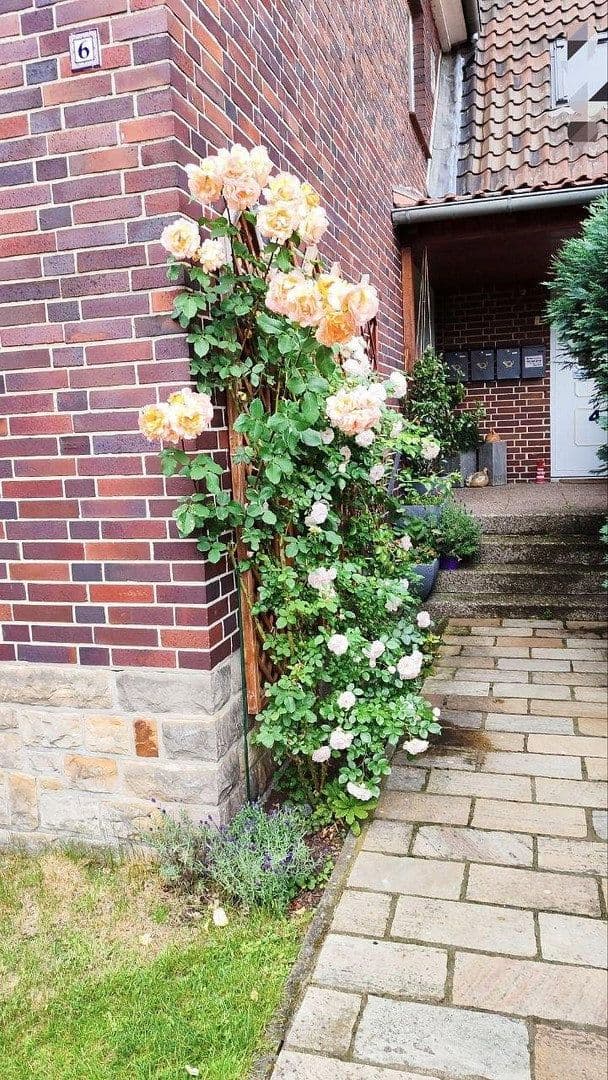 Predaj bytu 3-izbový 80 m², Tiddische, Dolné Sasko Predaj bytu 3-izbový 80 m², Tiddische, Dolné Sasko