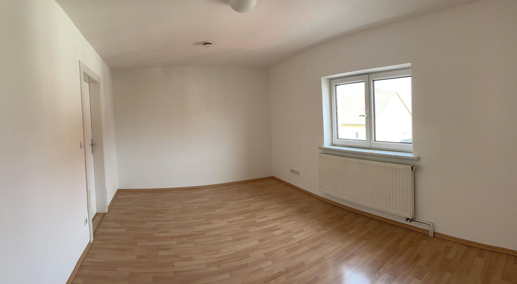 Prenájom domu 98 m², pozemek 459 m², Hainichener Straße 6, Dresden, Sasko Prenájom domu 98 m², pozemek 459 m², Hainichener Straße 6, Dresden, Sasko