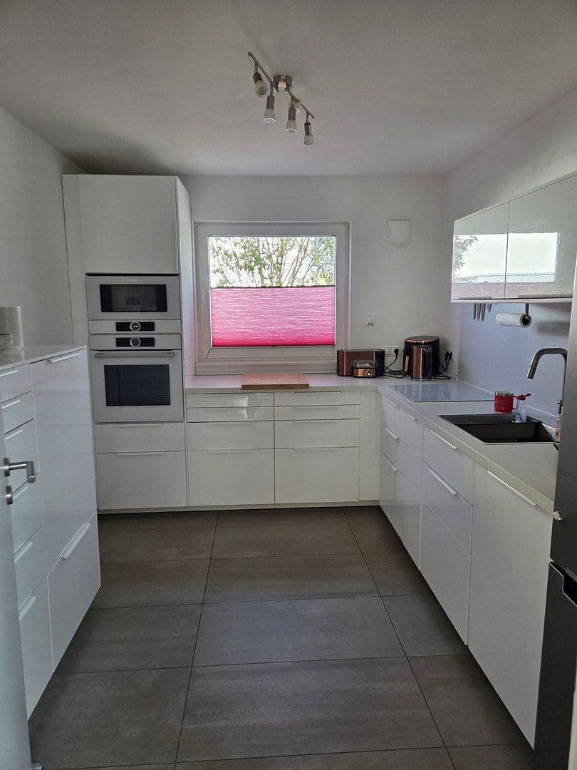 Predaj domu 138 m², pozemek 261 m², Bonn - Buschdorf, Severné Porýnie - Westfálsko Predaj domu 138 m², pozemek 261 m², Bonn - Buschdorf, Severné Porýnie - Westfálsko