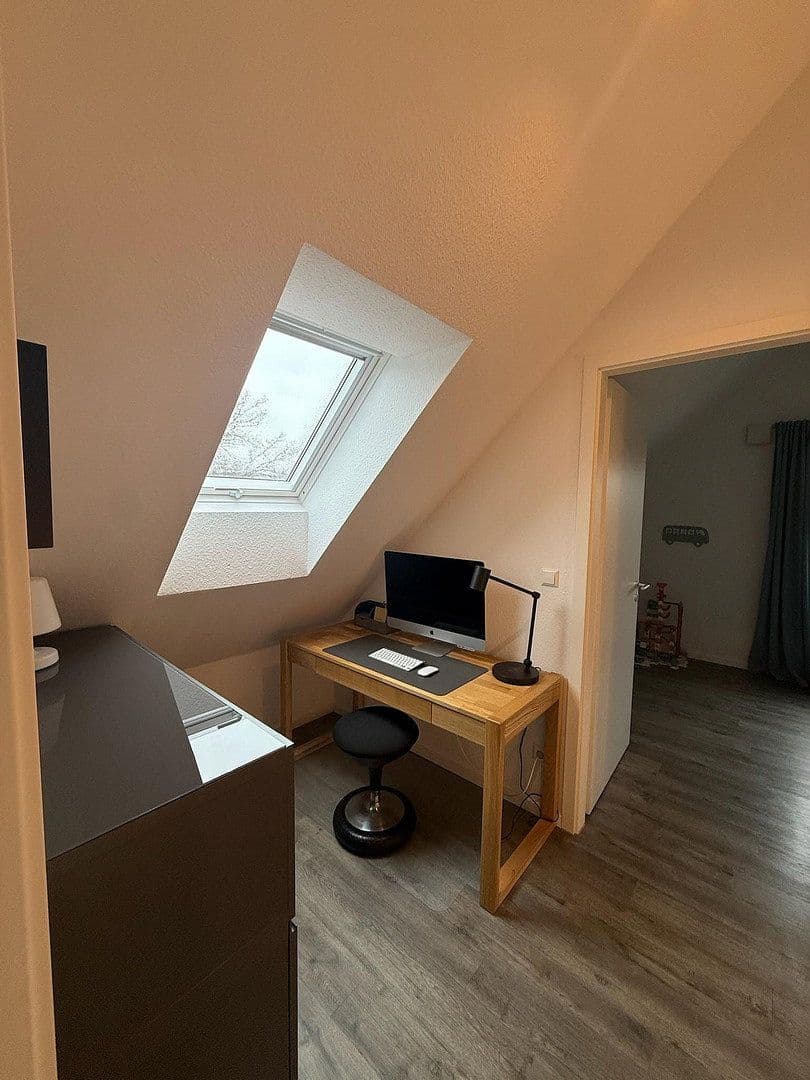Predaj bytu 4-izbový 108 m², Marbacher Straße 88, Stuttgart, Bádensko-Wurttembersko Predaj bytu 4-izbový 108 m², Marbacher Straße 88, Stuttgart, Bádensko-Wurttembersko
