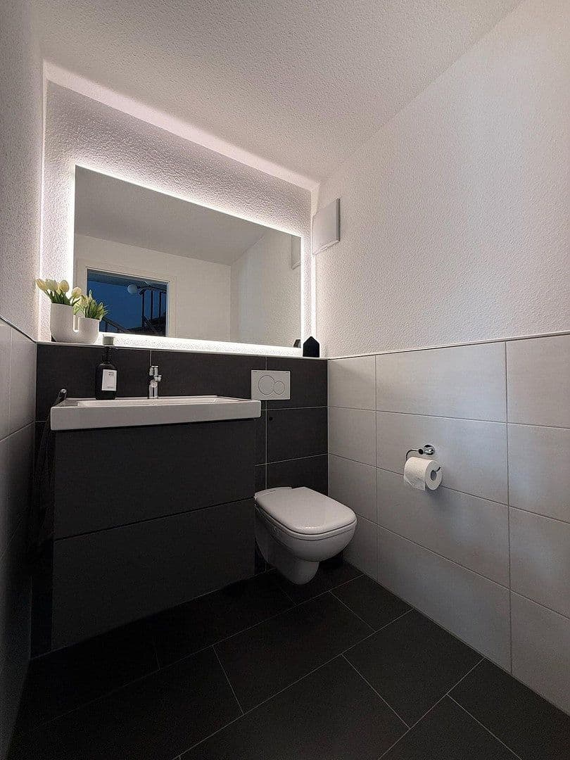 Predaj bytu 4-izbový 108 m², Marbacher Straße 88, Stuttgart, Bádensko-Wurttembersko Predaj bytu 4-izbový 108 m², Marbacher Straße 88, Stuttgart, Bádensko-Wurttembersko