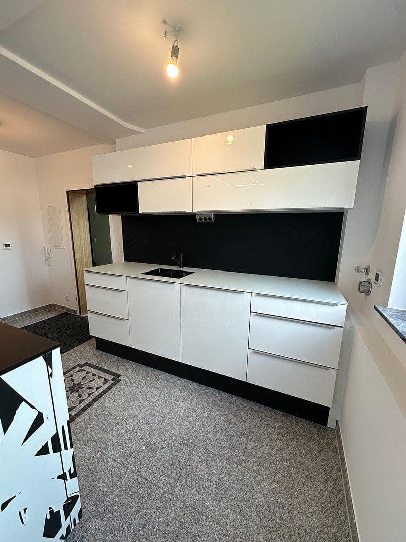 Predaj bytu 3-izbový 109 m², Draisstr.38, Hemsbach, Bádensko-Wurttembersko Predaj bytu 3-izbový 109 m², Draisstr.38, Hemsbach, Bádensko-Wurttembersko