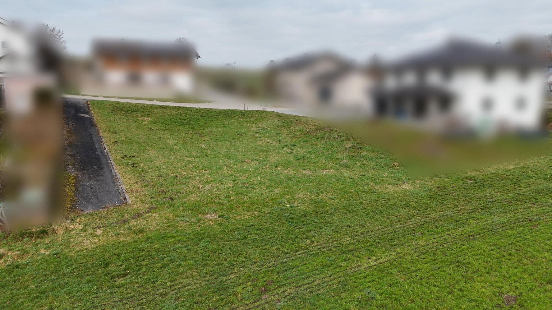 Predaj pozemku 703 m², Salmanskirchen, Ampfing, Bavorsko Predaj pozemku 703 m², Salmanskirchen, Ampfing, Bavorsko