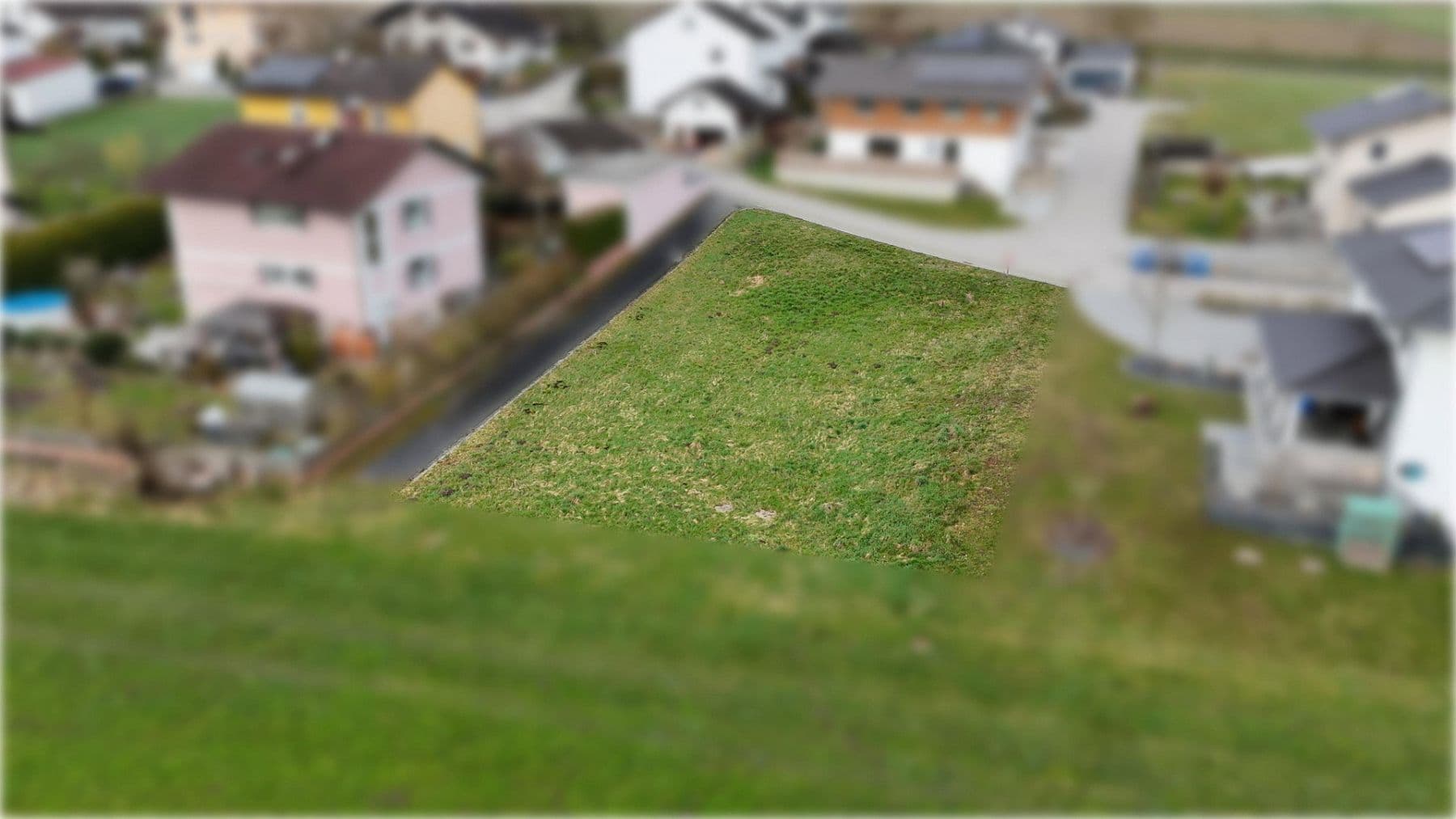 Predaj pozemku 703 m², Salmanskirchen, Ampfing, Bavorsko Predaj pozemku 703 m², Salmanskirchen, Ampfing, Bavorsko