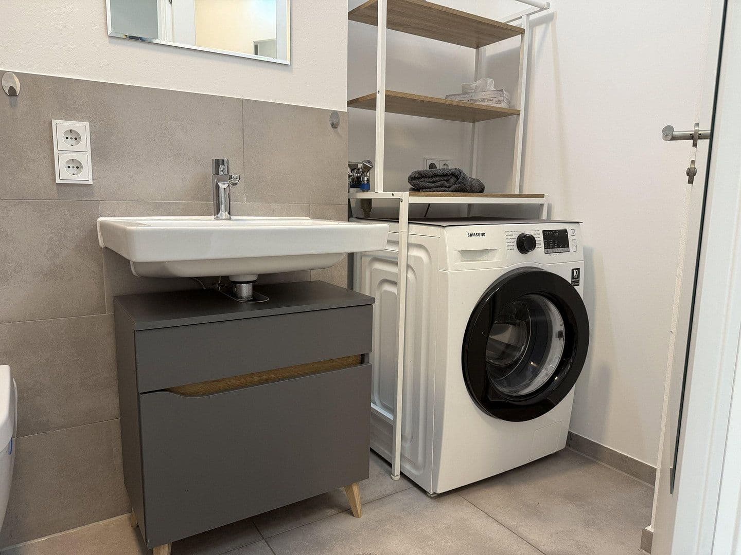 Predaj bytu 1-izbový 32 m², Berlin, Berlín Predaj bytu 1-izbový 32 m², Berlin, Berlín