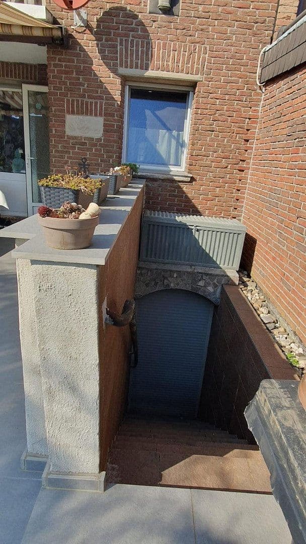 Predaj domu 116 m², pozemek 362 m², Köln Heimersdorf, Severné Porýnie - Westfálsko Predaj domu 116 m², pozemek 362 m², Köln Heimersdorf, Severné Porýnie - Westfálsko