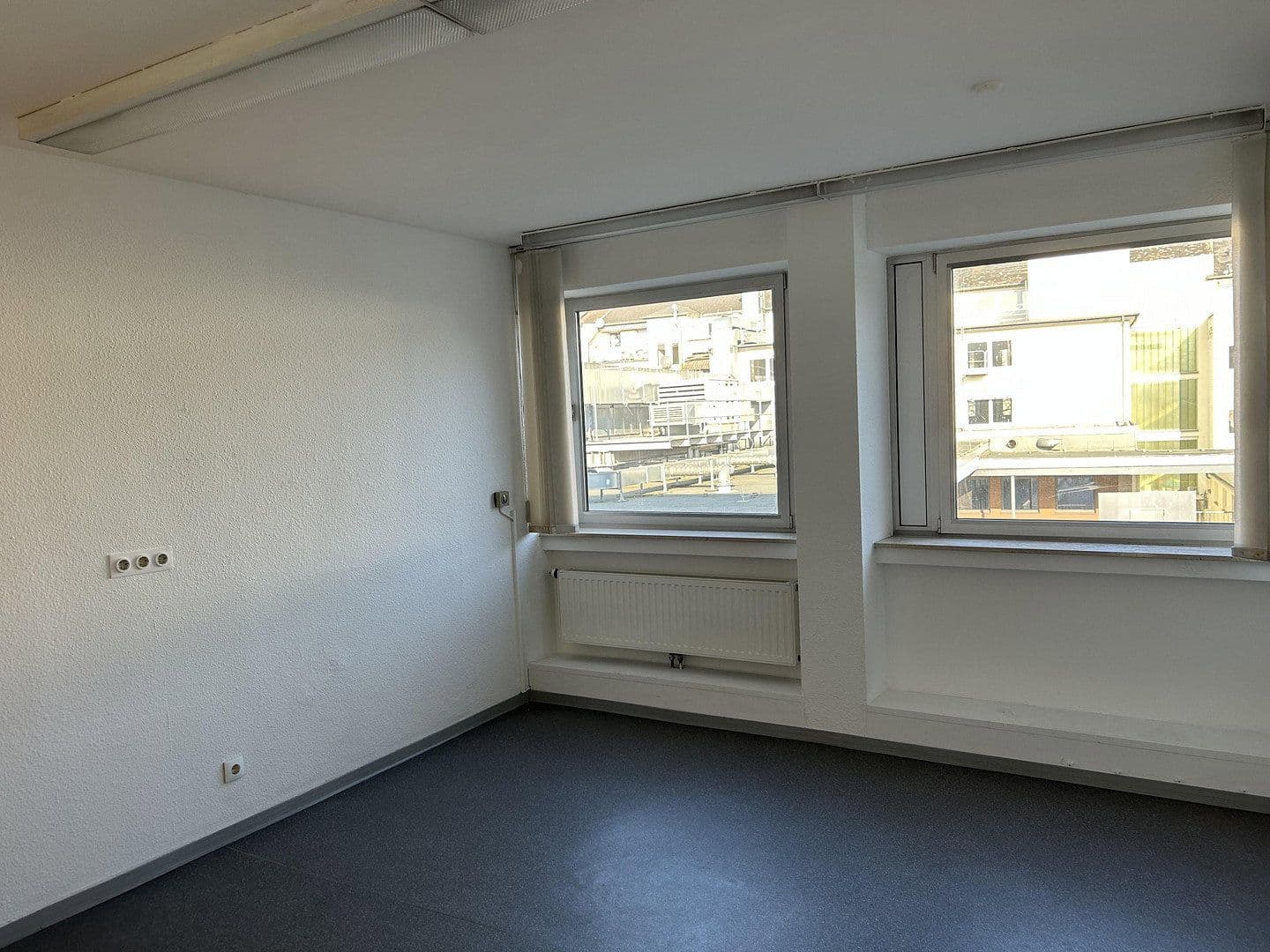 Prenájom kancelárie 170 m², Pfuhlgasse 20, Koblenz, Porýnie-Falcko Prenájom kancelárie 170 m², Pfuhlgasse 20, Koblenz, Porýnie-Falcko