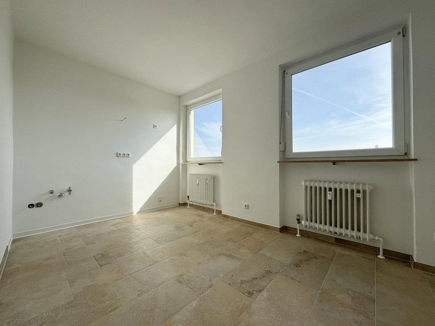 Prenájom bytu 3-izbový 85 m², Isarstraße 26, Regensburg, Bavorsko Prenájom bytu 3-izbový 85 m², Isarstraße 26, Regensburg, Bavorsko