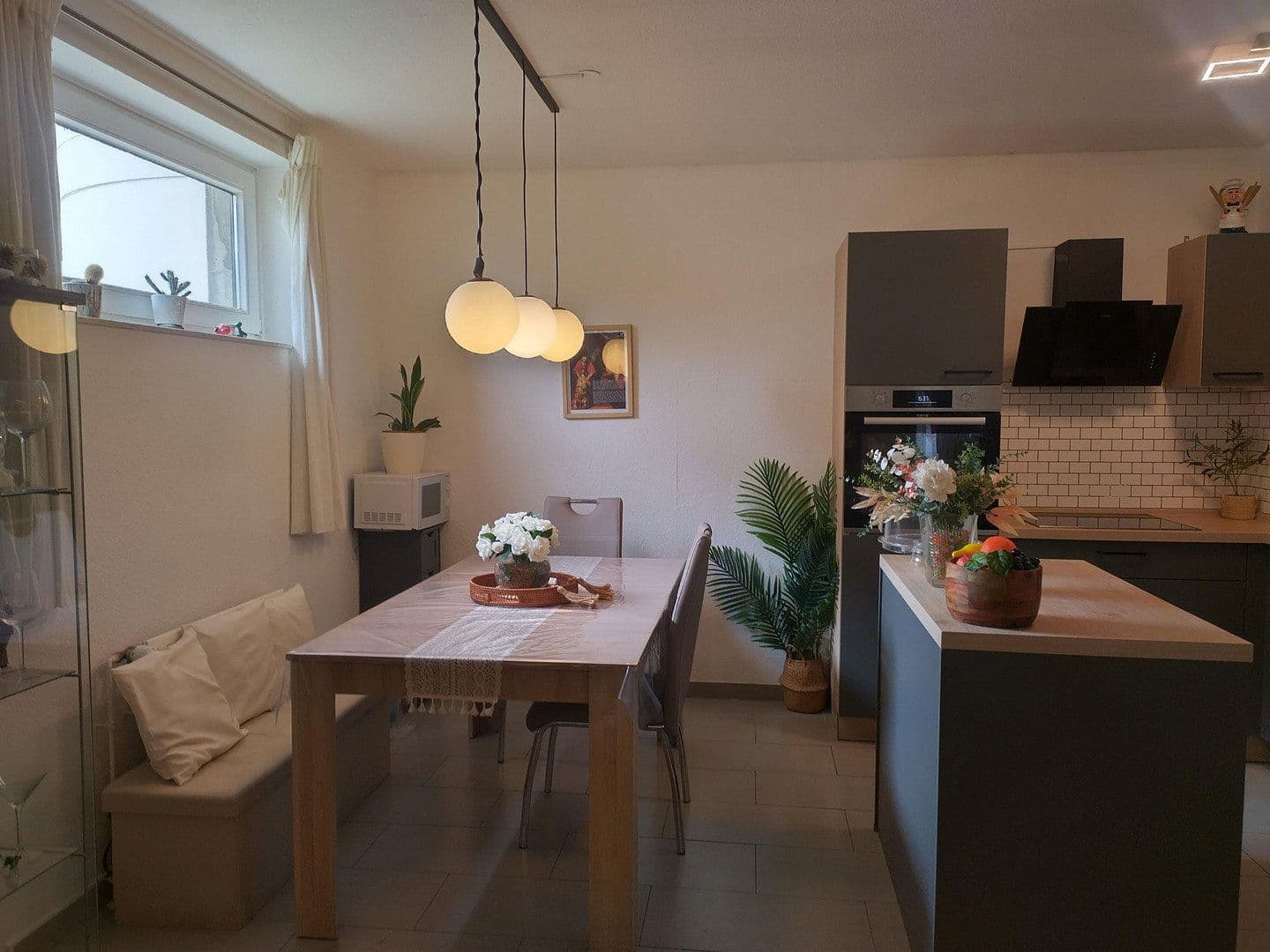 Predaj bytu 3-izbový 91 m², Köln, Severné Porýnie - Westfálsko Predaj bytu 3-izbový 91 m², Köln, Severné Porýnie - Westfálsko