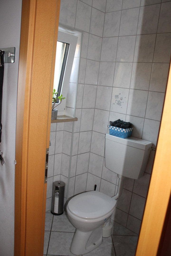 Predaj domu 130 m², pozemek 188 m², Ahornstraße 124, Feucht, Bavorsko Predaj domu 130 m², pozemek 188 m², Ahornstraße 124, Feucht, Bavorsko