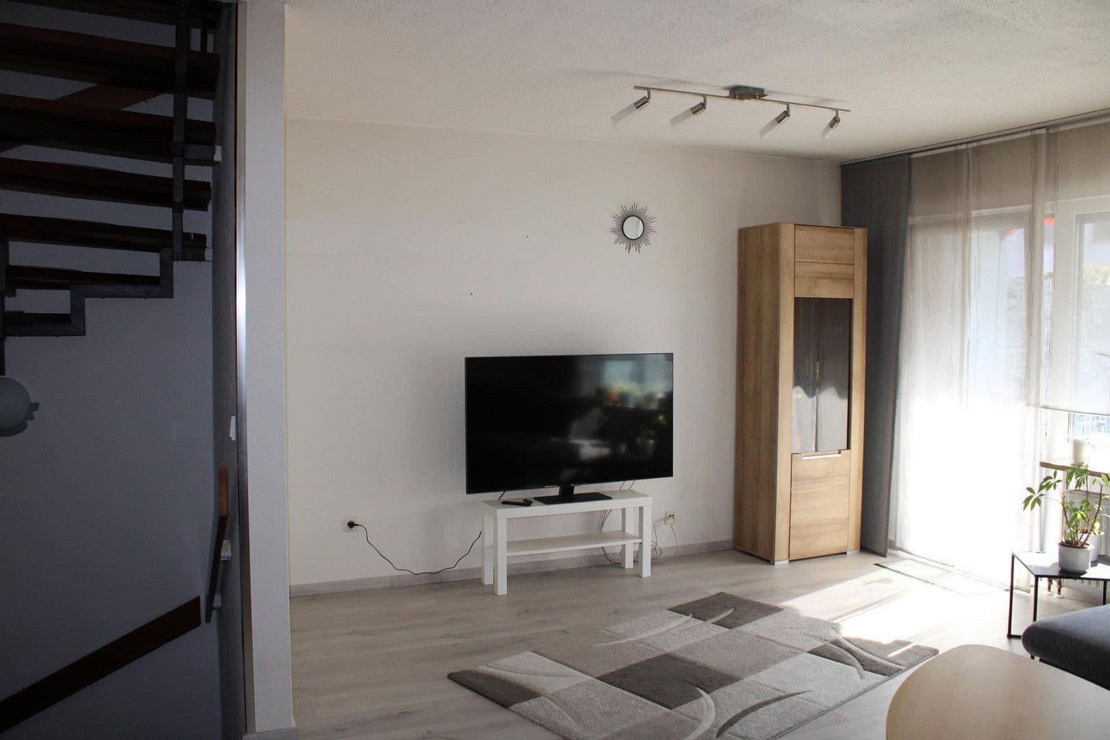 Predaj domu 130 m², pozemek 188 m², Ahornstraße 124, Feucht, Bavorsko Predaj domu 130 m², pozemek 188 m², Ahornstraße 124, Feucht, Bavorsko