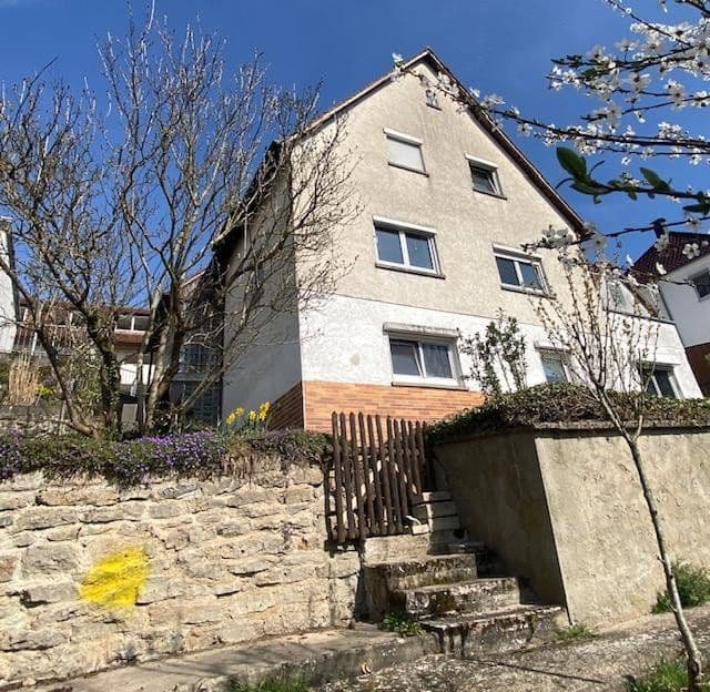 Predaj domu 167 m², pozemek 672 m², Schwäbisch Hall, Bádensko-Wurttembersko Predaj domu 167 m², pozemek 672 m², Schwäbisch Hall, Bádensko-Wurttembersko