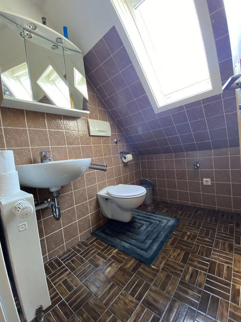 Predaj domu 167 m², pozemek 672 m², Schwäbisch Hall, Bádensko-Wurttembersko Predaj domu 167 m², pozemek 672 m², Schwäbisch Hall, Bádensko-Wurttembersko