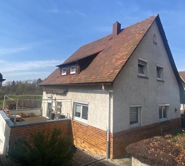 Predaj domu 167 m², pozemek 672 m², Schwäbisch Hall, Bádensko-Wurttembersko Predaj domu 167 m², pozemek 672 m², Schwäbisch Hall, Bádensko-Wurttembersko