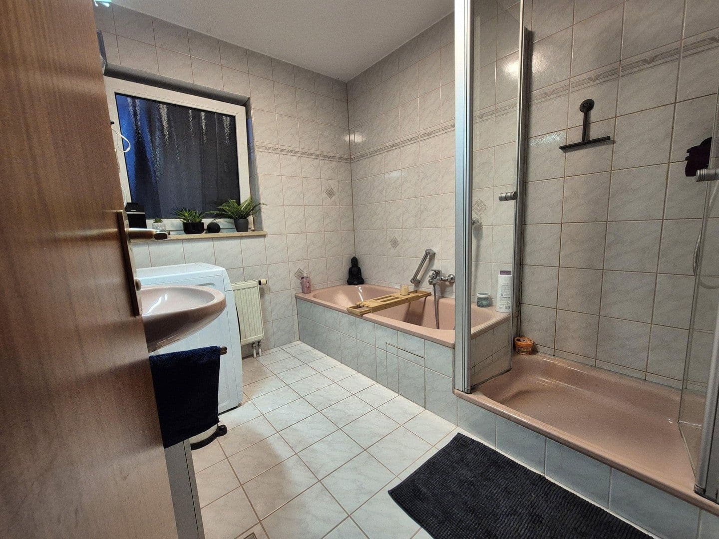 Predaj bytu 2-izbový 66 m², Essingen, Bádensko-Wurttembersko Predaj bytu 2-izbový 66 m², Essingen, Bádensko-Wurttembersko