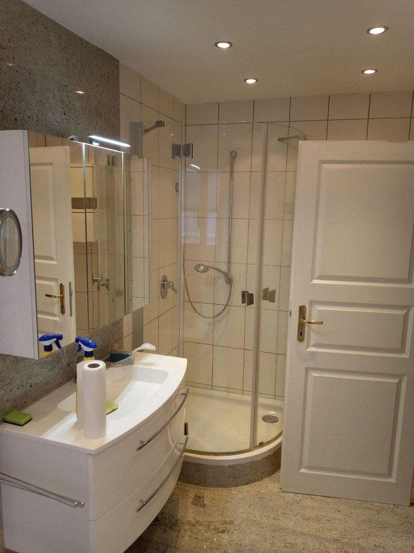 Prenájom bytu 2-izbový 96 m², Göggingerstr 31, Augsburg, Bavorsko Prenájom bytu 2-izbový 96 m², Göggingerstr 31, Augsburg, Bavorsko