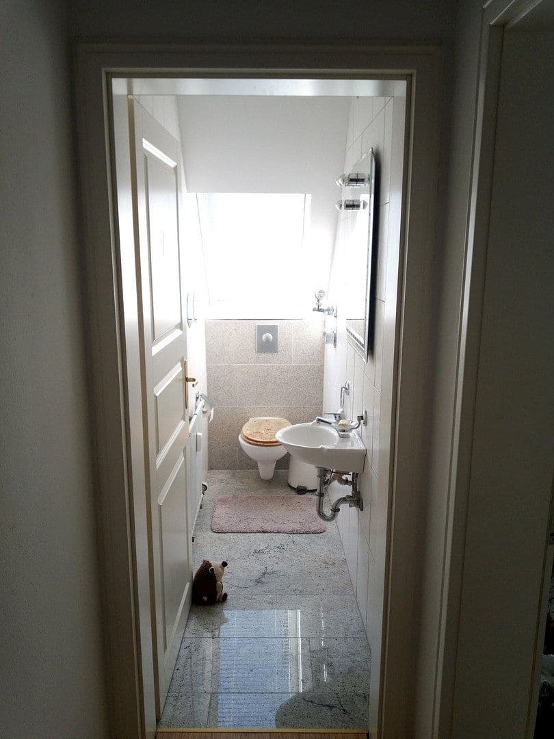 Prenájom bytu 2-izbový 96 m², Göggingerstr 31, Augsburg, Bavorsko Prenájom bytu 2-izbový 96 m², Göggingerstr 31, Augsburg, Bavorsko